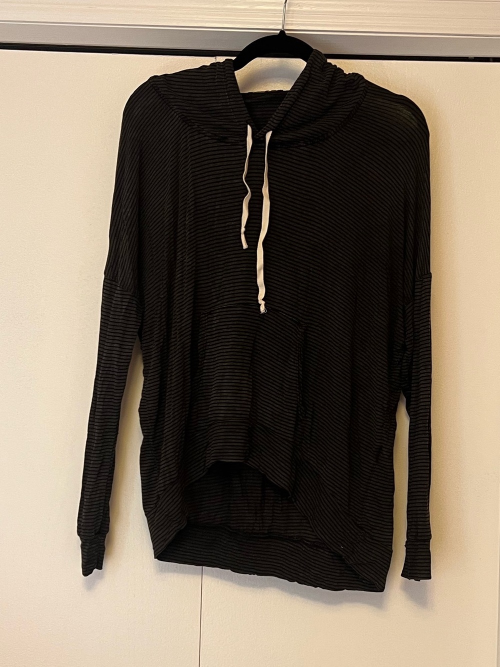 Brandy Melville Women’s Black Striped Hooded Sweater with Drawstring